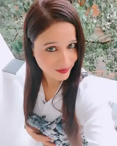 Call Girls in Panch Pakhadi