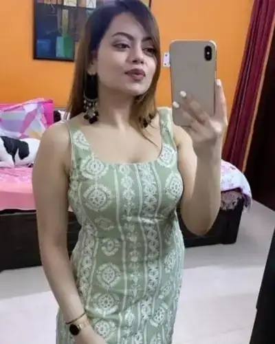 Call Girl in Panch Pakhadi